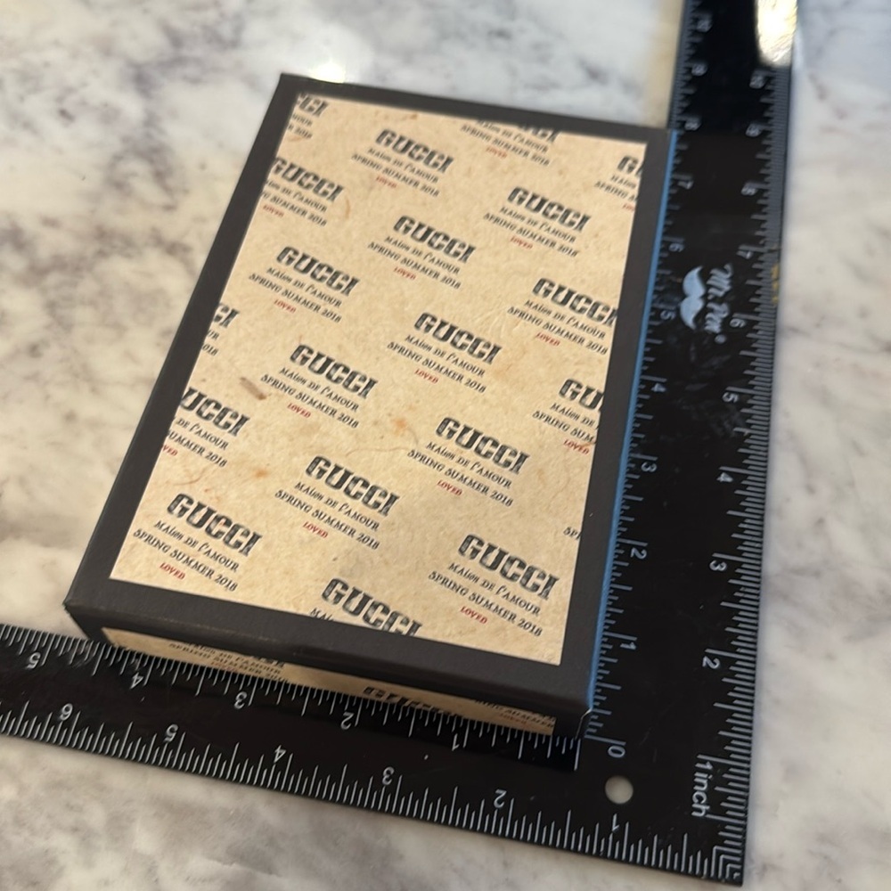 ❣️❣️- Authentic Gucci Empty Gucci Box - Picture 2 of 5